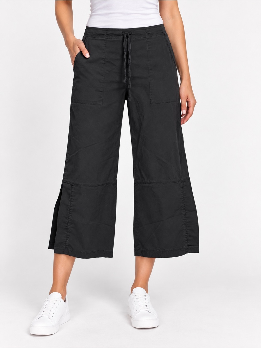 Be Present Yoga Pants Black Slits on side Pockets Size Large